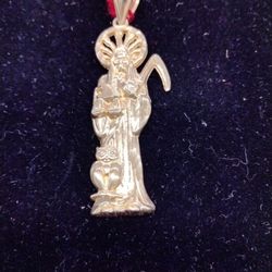 10k Santa Muerte Pendant