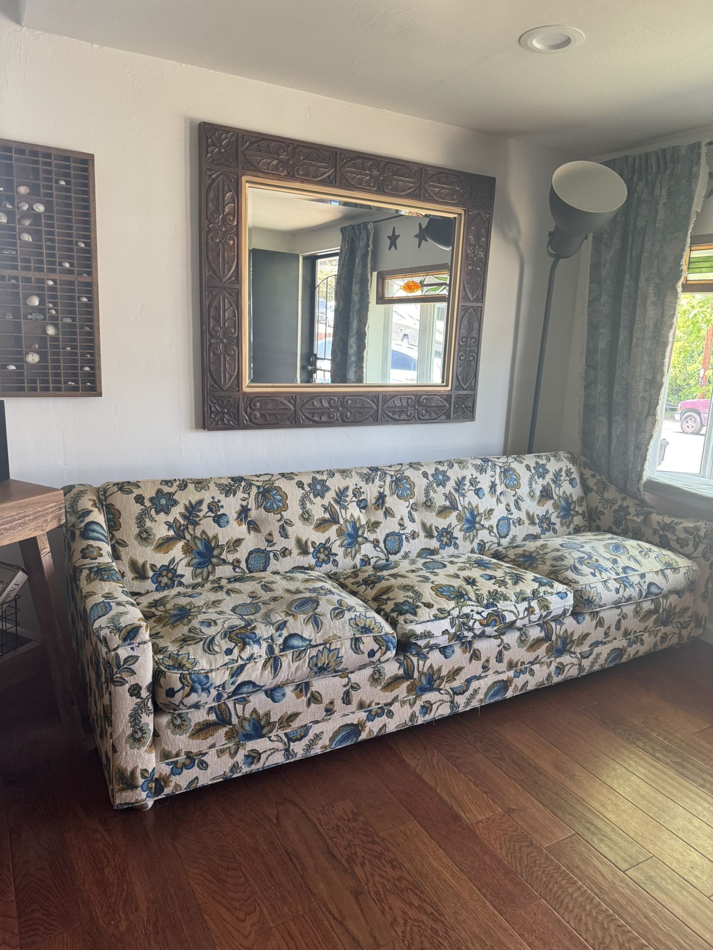 Vintage Flowered couch