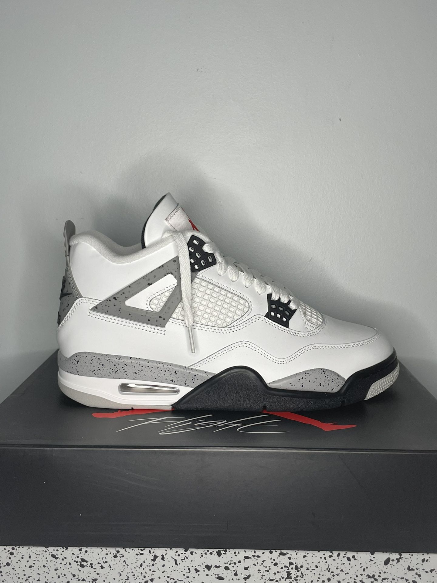 Jordan Retro 4 Cement
