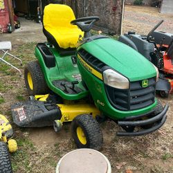 John Deere E140