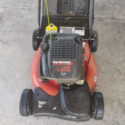 SELF-PROPELLED MOWER
