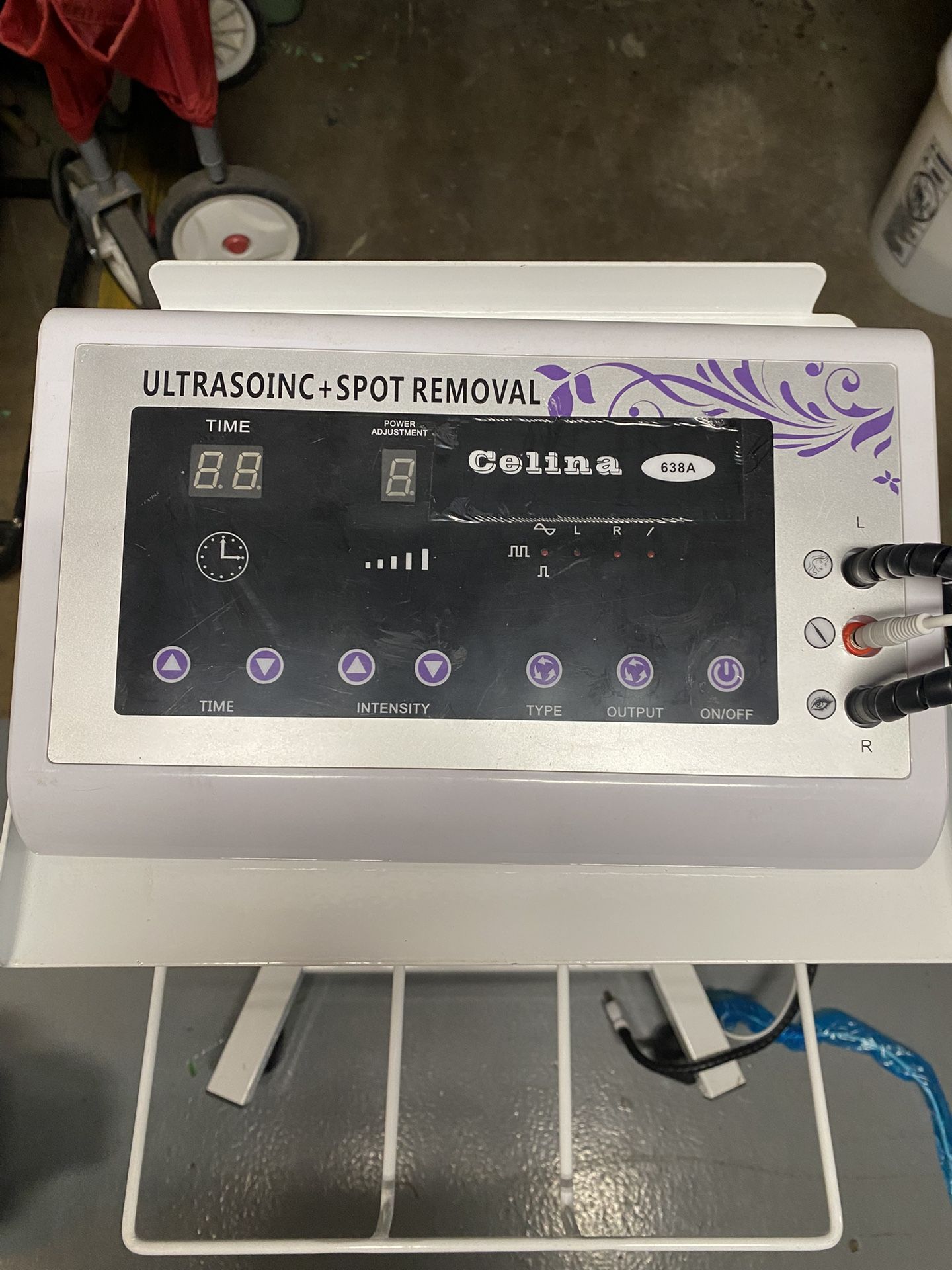 Ultrasonic And Spot Removal Machine
