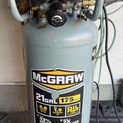 21 Gallon Compressor 