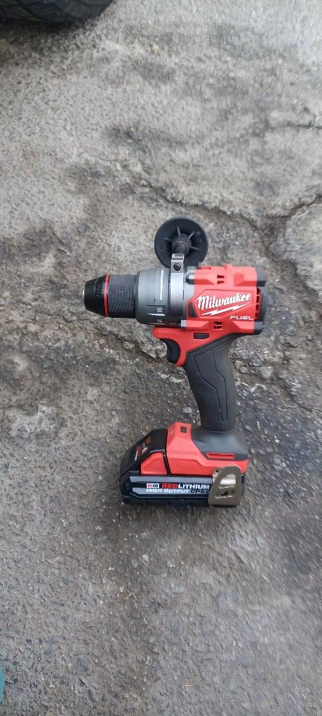 Milwaukee M18 Fuel Hammer Drill