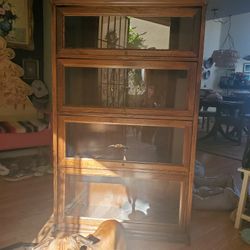 AVAILABLE-Barrister/LawyerOakBookcase,4Shlvs,GlassDoorsGentlyUsed,P/U only,whenReq2purch/offer,C#