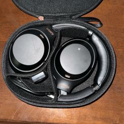 Sony WH-1000XM3 Headphones