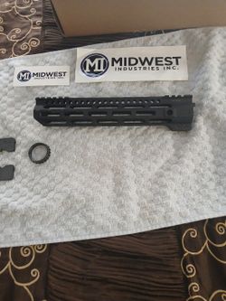 Ar 15 / M 16 Free Float Combat Rail Lightweight