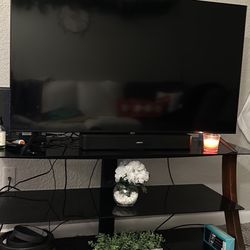 Samsung 4k Smart Tv   Bose Soundbar 