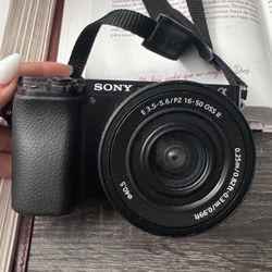 Sony Alpha a6100