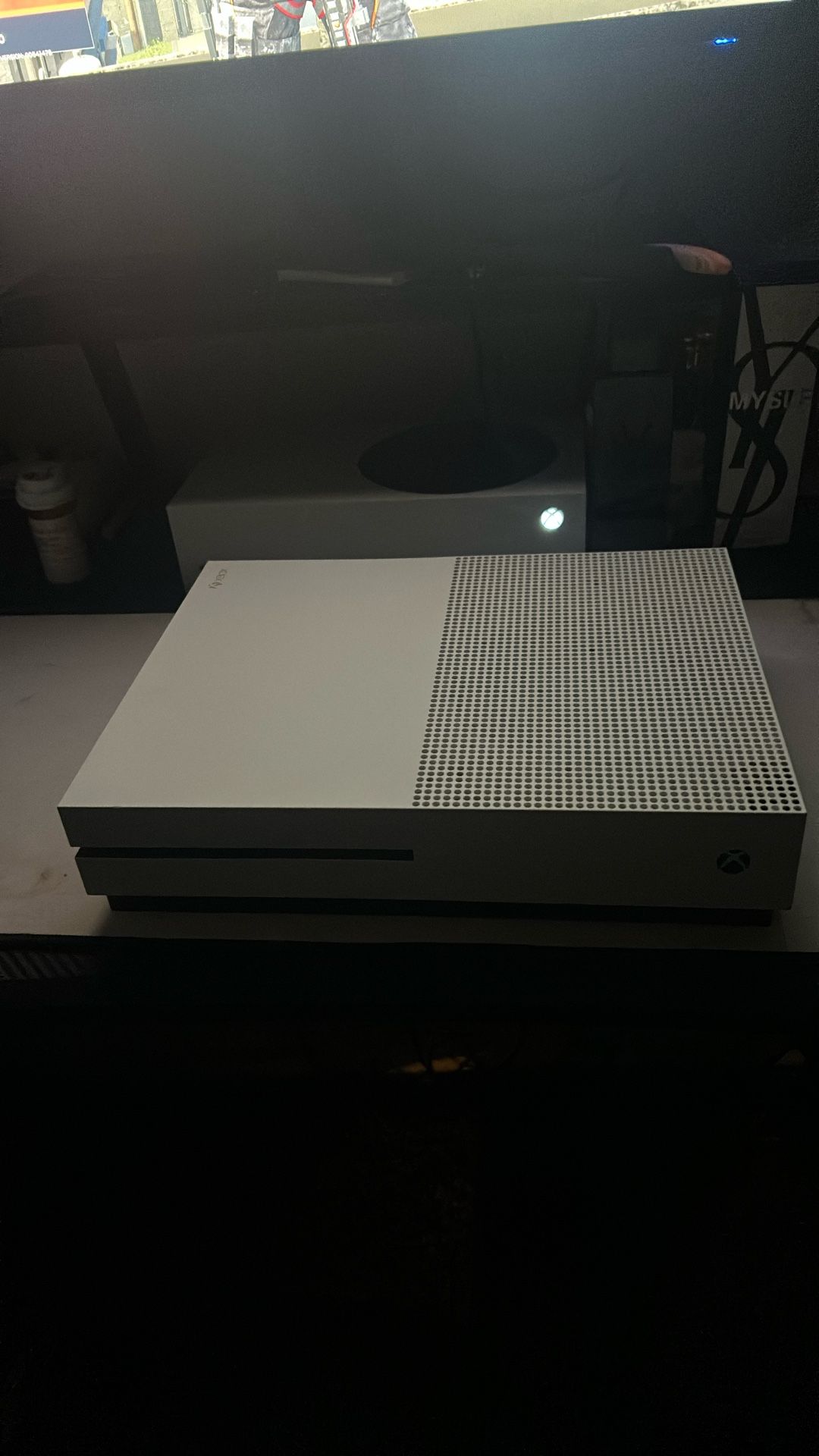Xbox One S