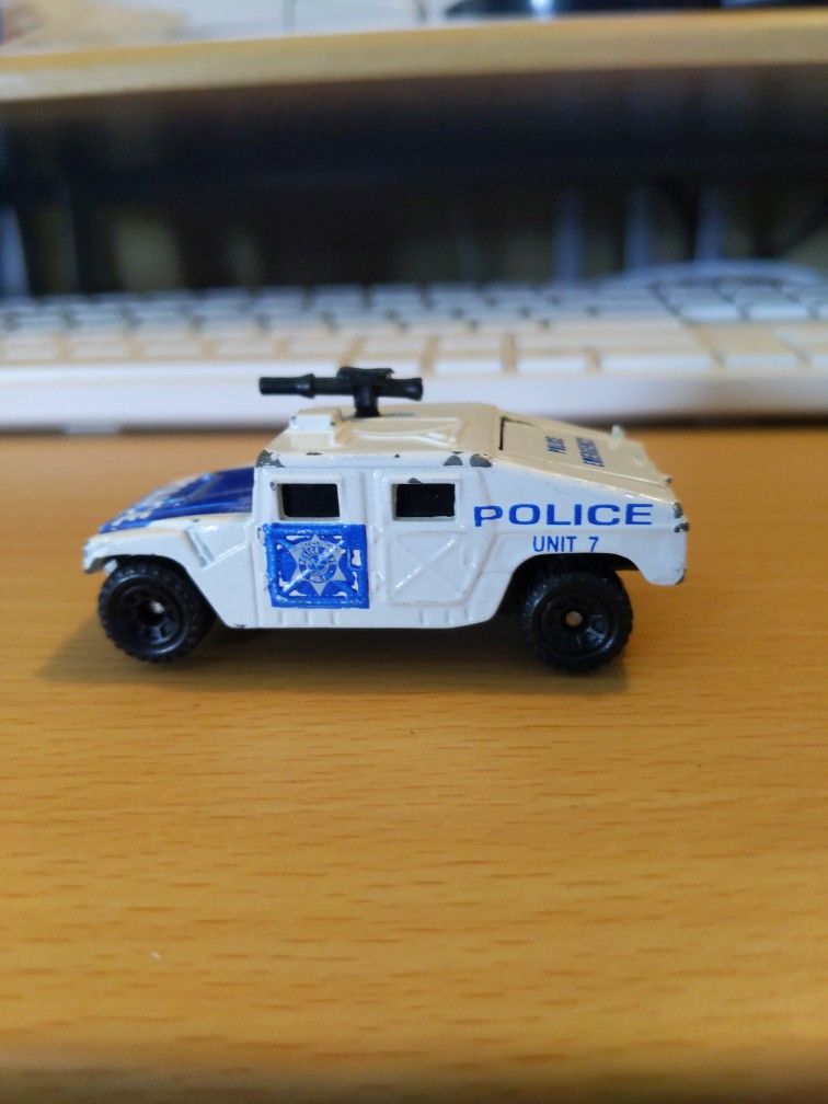 Vintage 1994 Matchbox Hummer Police Unit 7 Vehicle