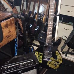 Schecter Diamond Series Coldcock Rare Find 2014 Mint Condition & Fender Mustang 1 Amp 