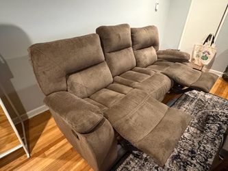 Reclining Sofa