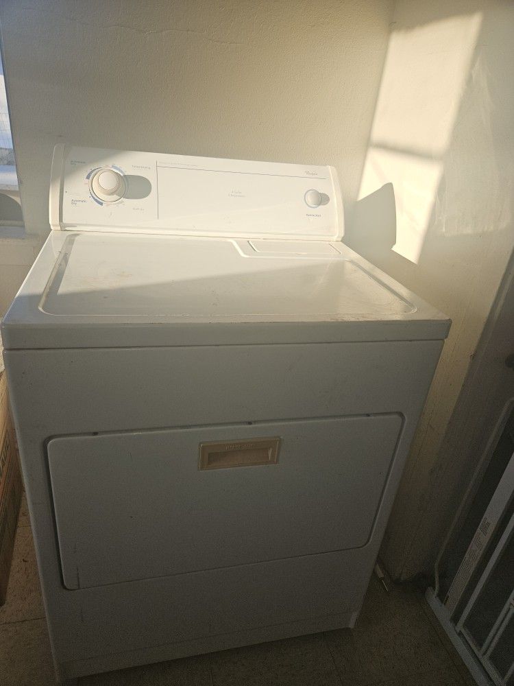 Whirlpool Washer And Dryer Set