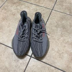 Yeezy 350 Beluga 2.0 Size 11