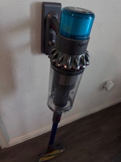 Dyson Cordless Stick Vacuum with Wall Mount