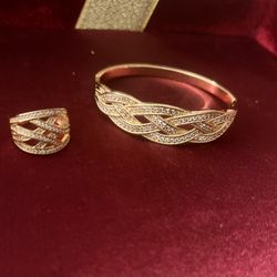Gold Bracelet & Ring Set 