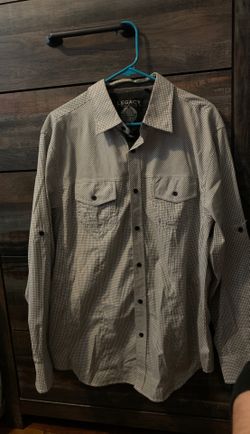 Men’s Black and White Long Sleeves shirt