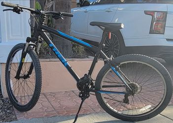 Trek 820 custom steel bicycle