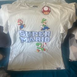 Mario broos shirt. (New)