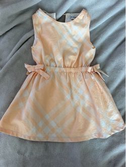 Toddler Burberry peach dress