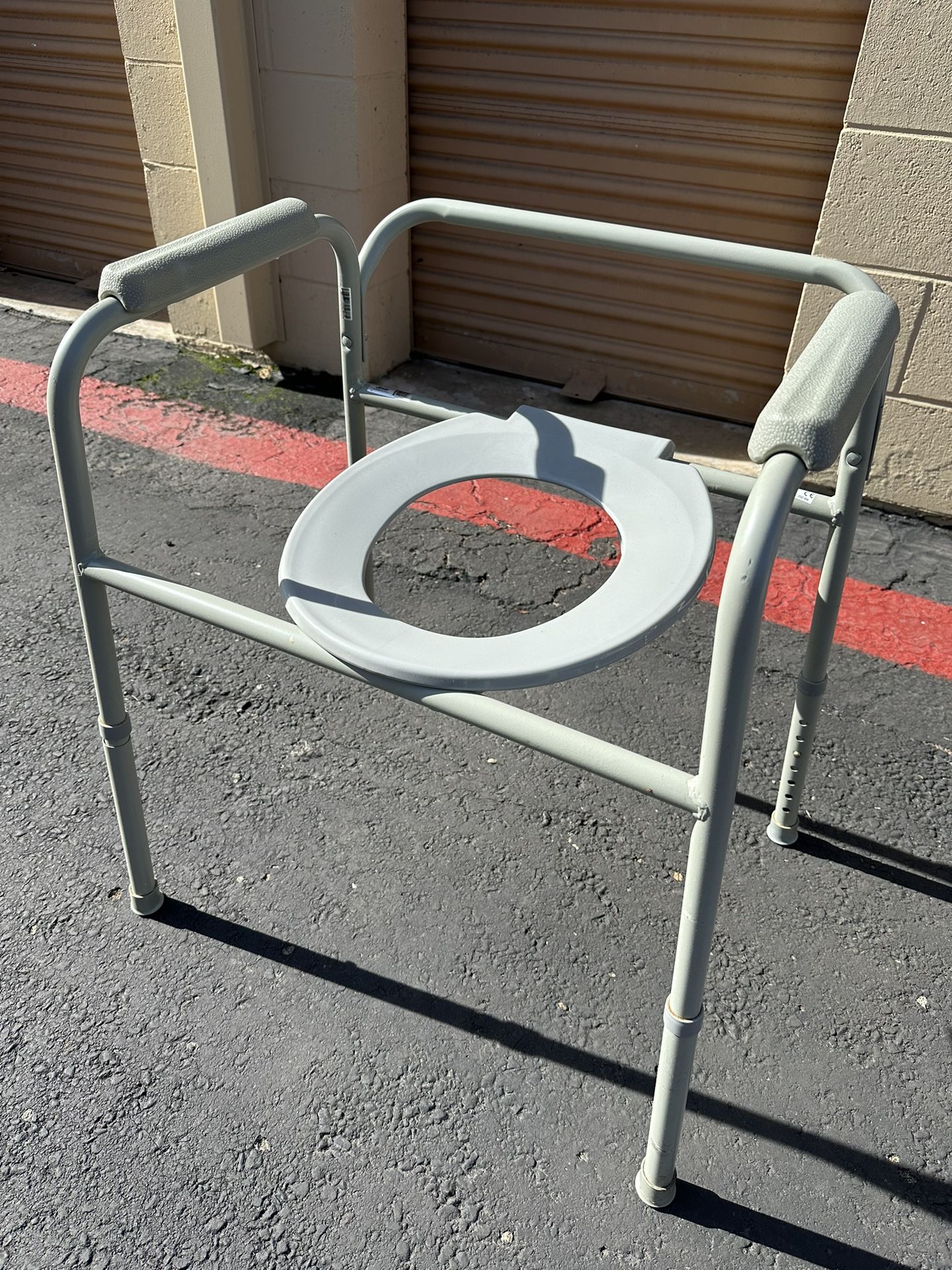 Adjustable Raised Toilet Seat