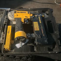 Dewalt
