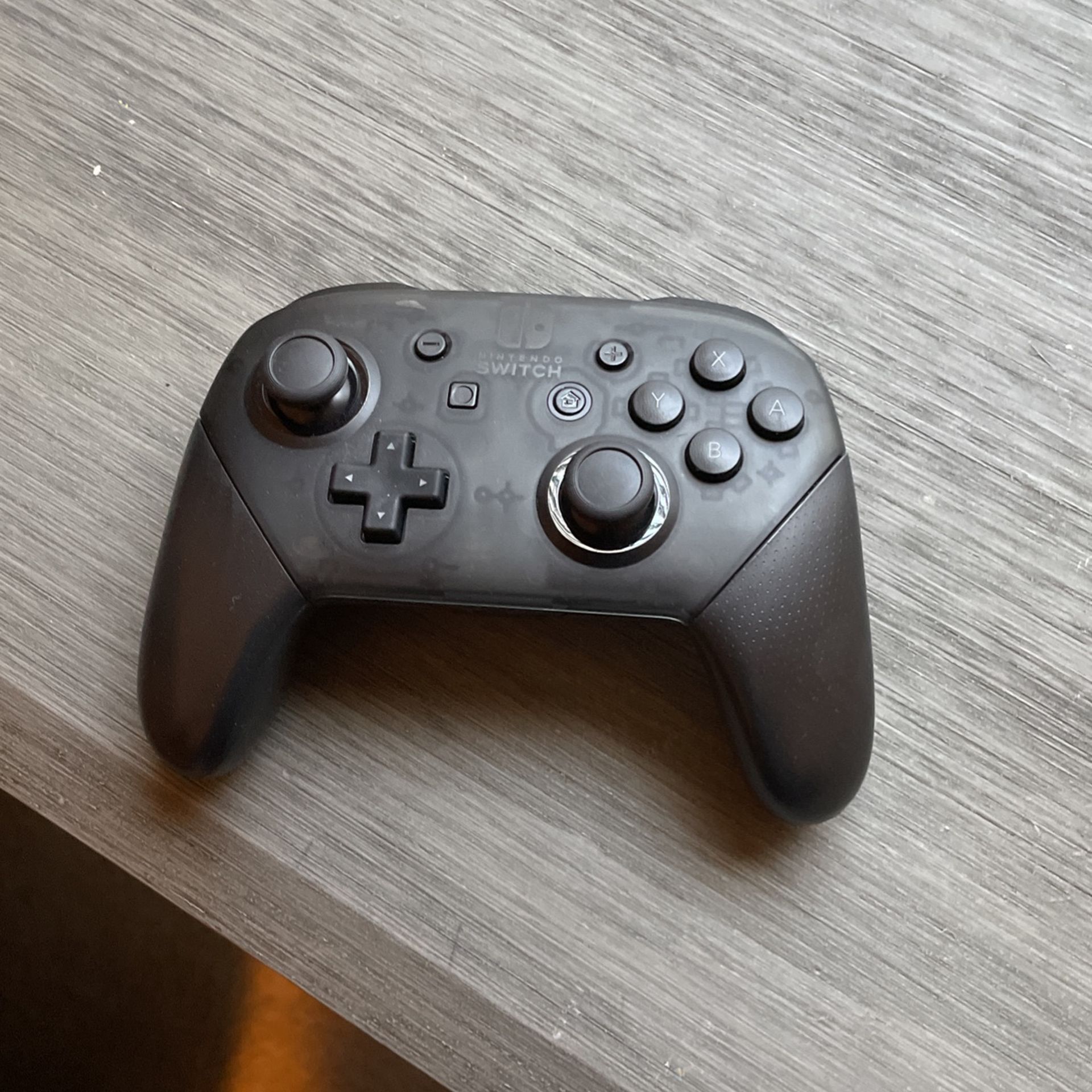 Nintendo Pro Controller 