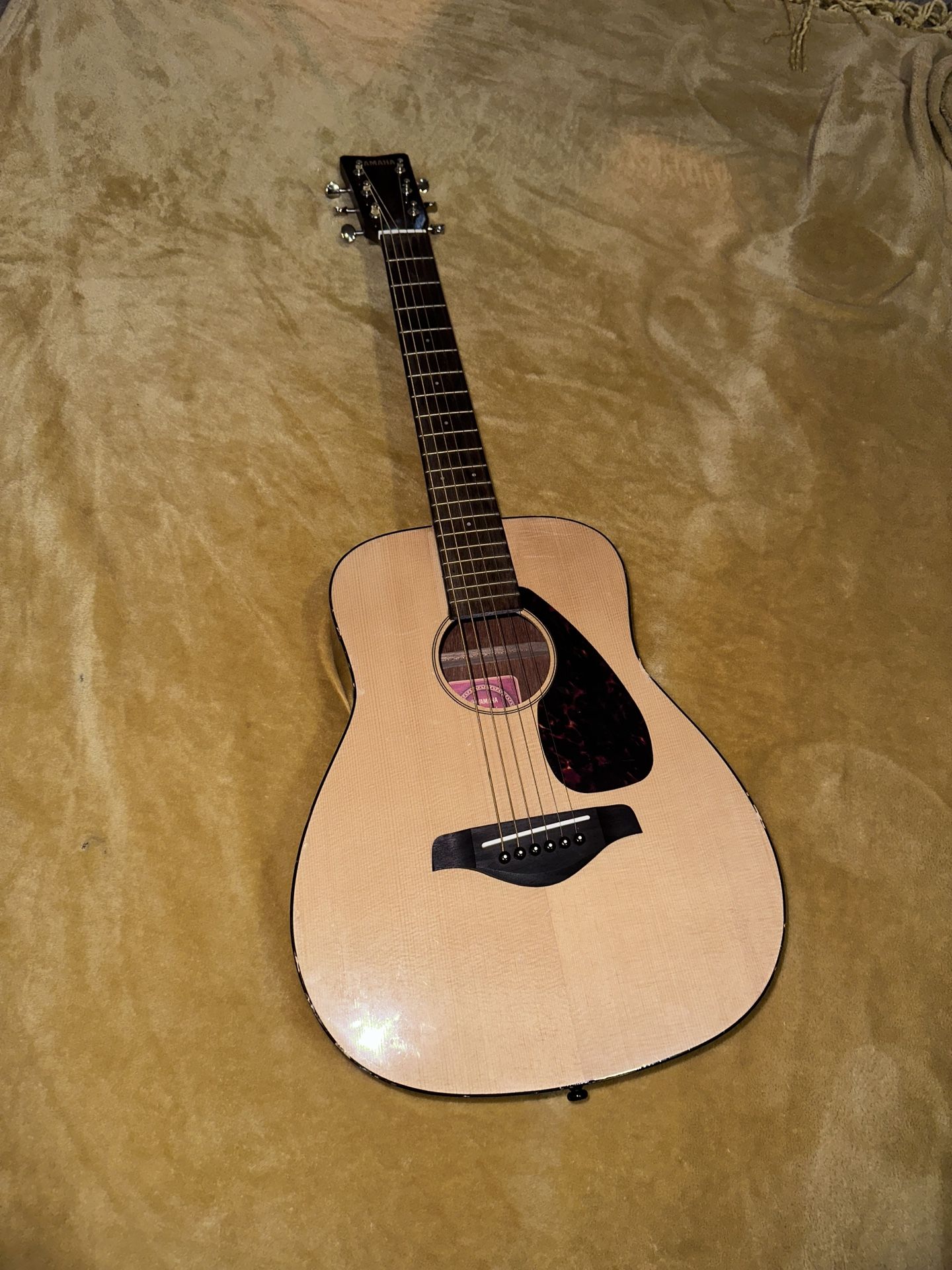 Yamaha Guitar