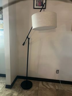 Adjustable Arc Floor Lamp