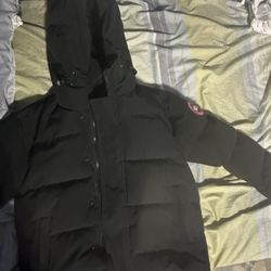 Black Macmillan Canada Goose 