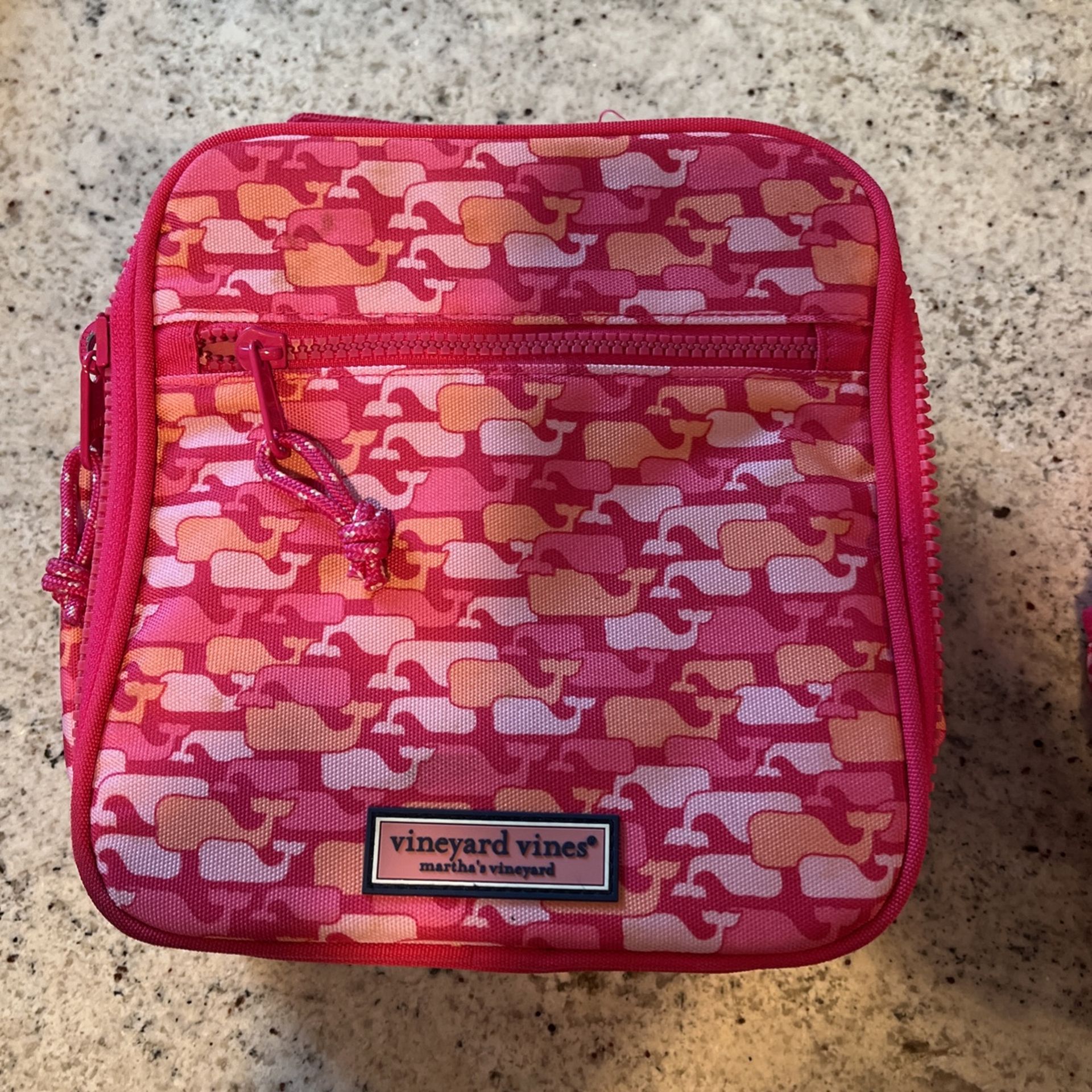 Vineyard Vines Lunch Box