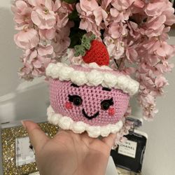 Crochet Strawberry Cake