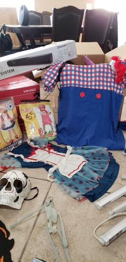 Halloween costume adult size large and girls size 5-7 girls are 5.00