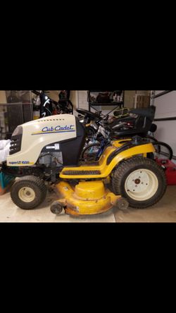 25 hp Cub Cadet Super LT 1550 Garden Tractor for Sale in Durham