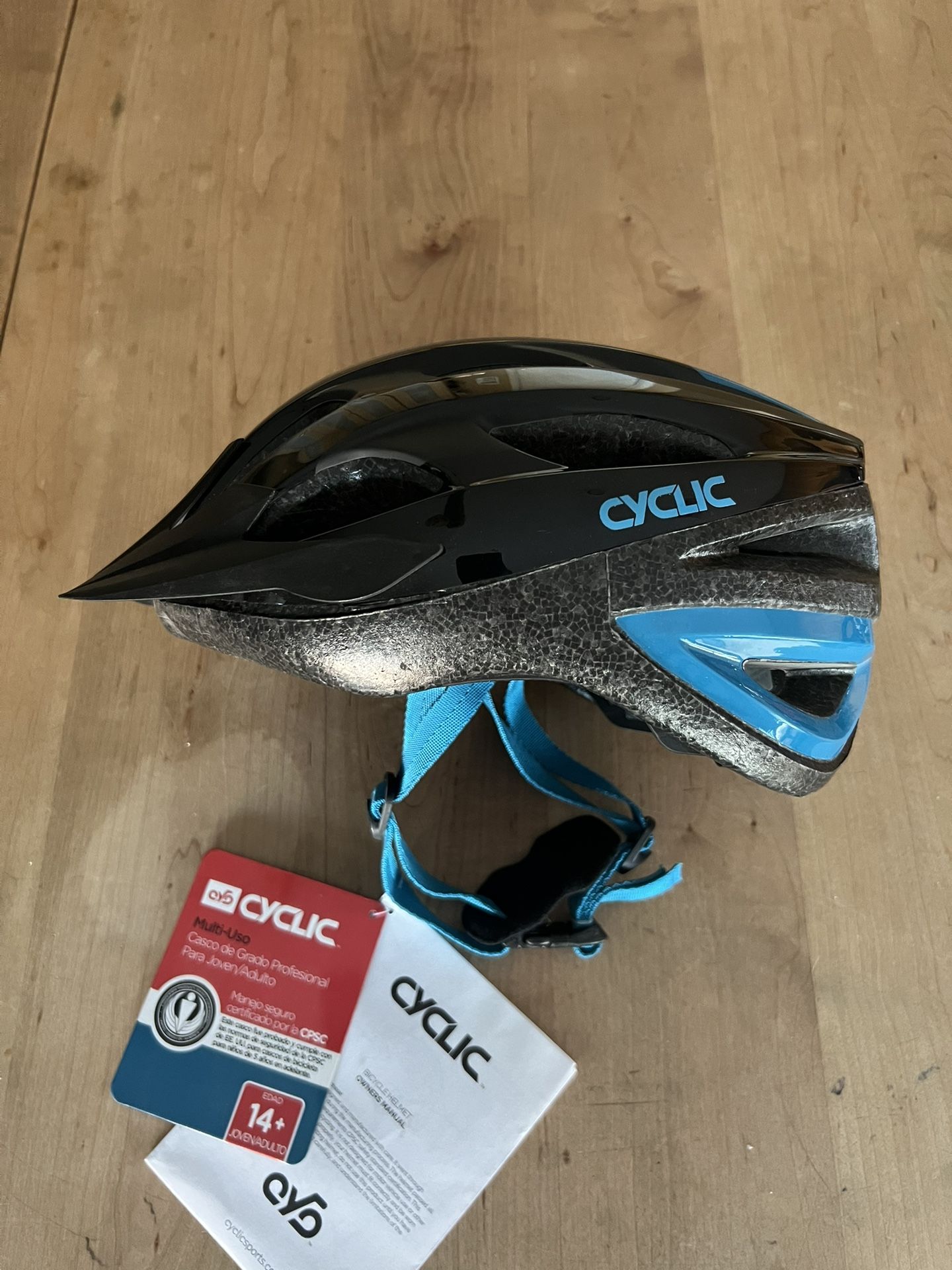 Cyclic Bicycle Cycling Helmet Adult Large New With Tags
