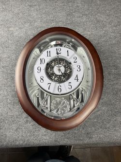 Small World Rhythm Musical Motion Wall Clock 4MH869WU For Repair