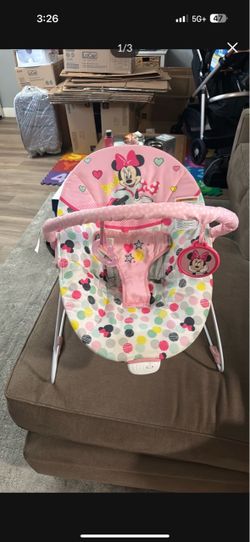 Minnie Mouse bouncer