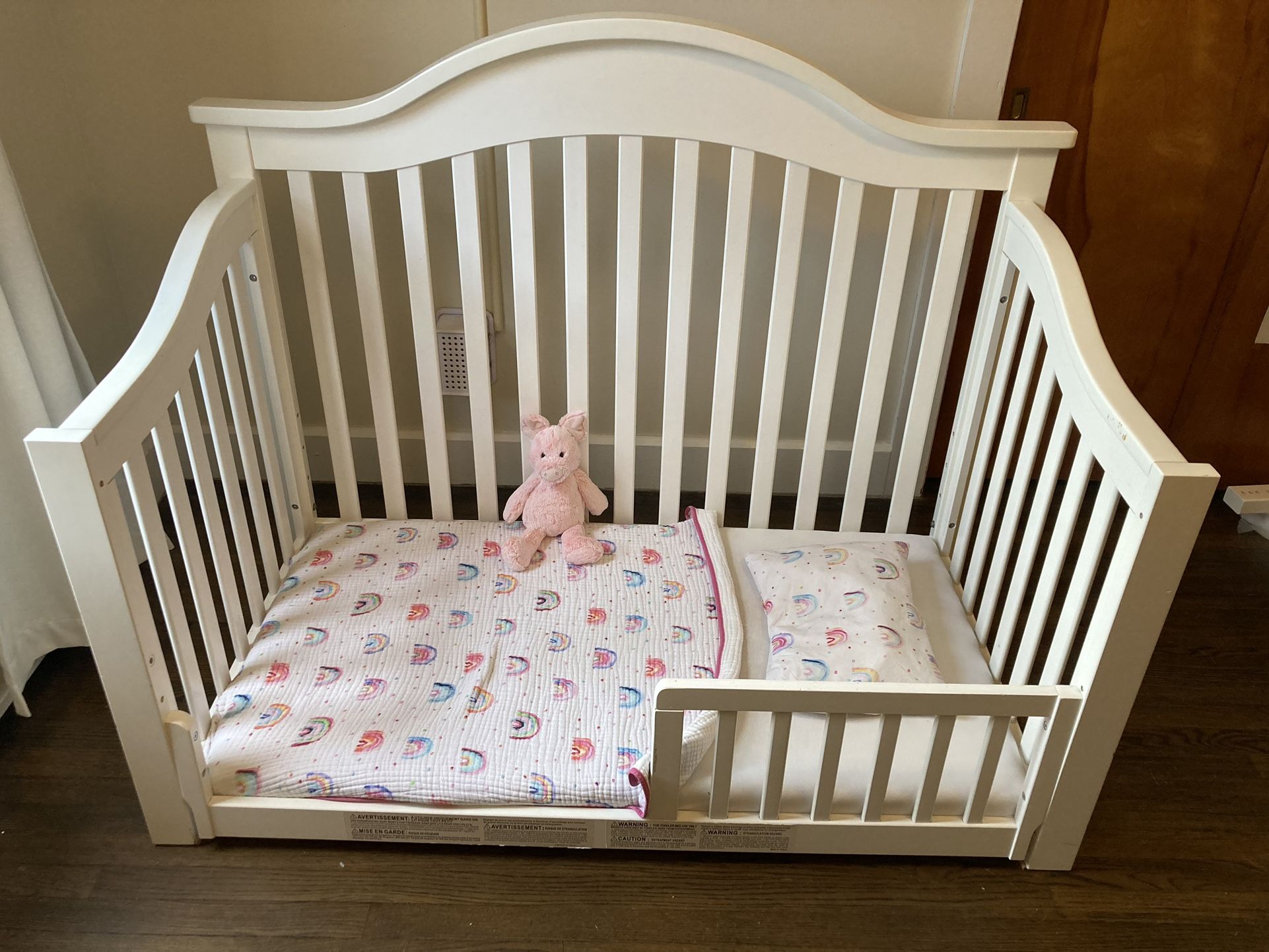 Solid wood convertible bed and mattress