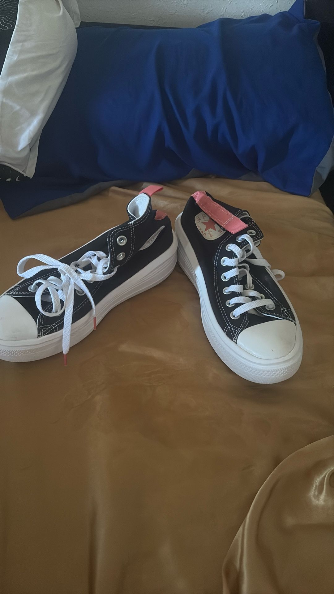 Converse Women