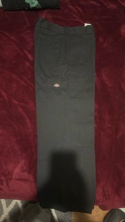 Dickies Loses Fit