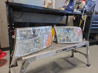 2016 ram headlight assembly