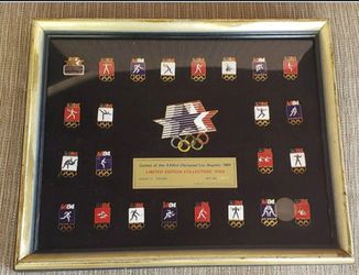 Olympic pin set