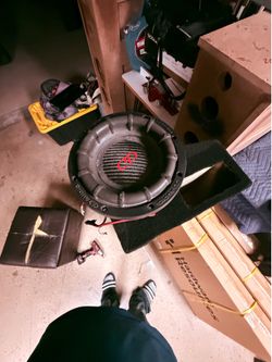 Ford f 150 box woofer