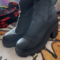 Women’s Boots