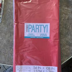 Large plastic tablecloths