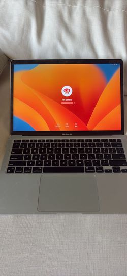 MacBook Air 13”
