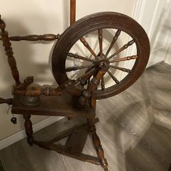 1890 to 1910   Spinning Wheel