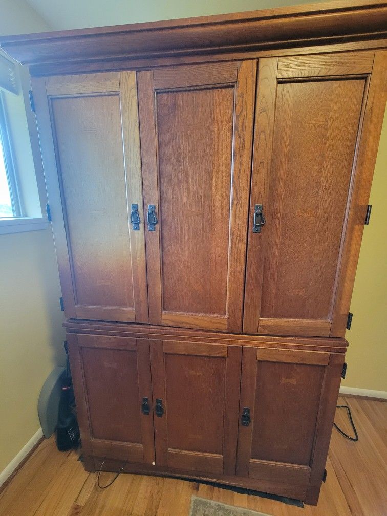 Computer Armoire