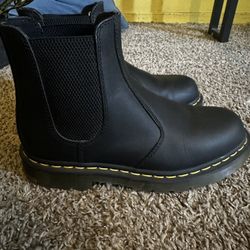Chelsea Boots Dr Martens Size 8